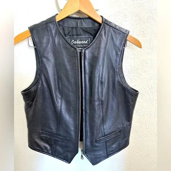 EUC Oakwood 100% leather vest ** - Picture 2 of 8